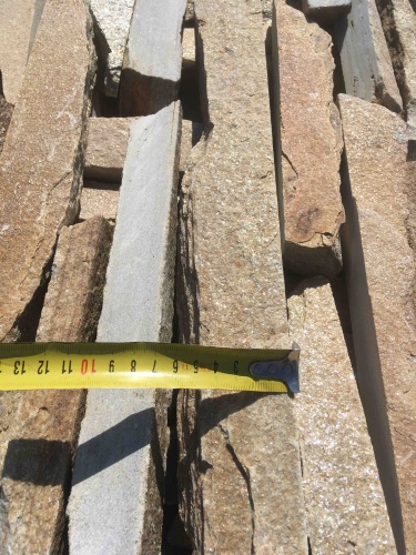 Горбушка златолит золотистый для облицовки купить в Карпинске