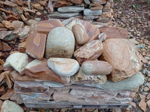 Златолит жёлтый, жёлто-зелёный глыбки и валуны для ланшафтного дизайна купить в Карпинске