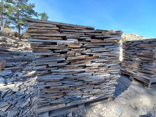 Плитняк златолит серебристый для фасада купить в Карпинске