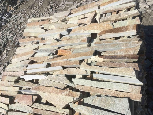 Горбушка златолит золотистый для облицовки купить в Карпинске